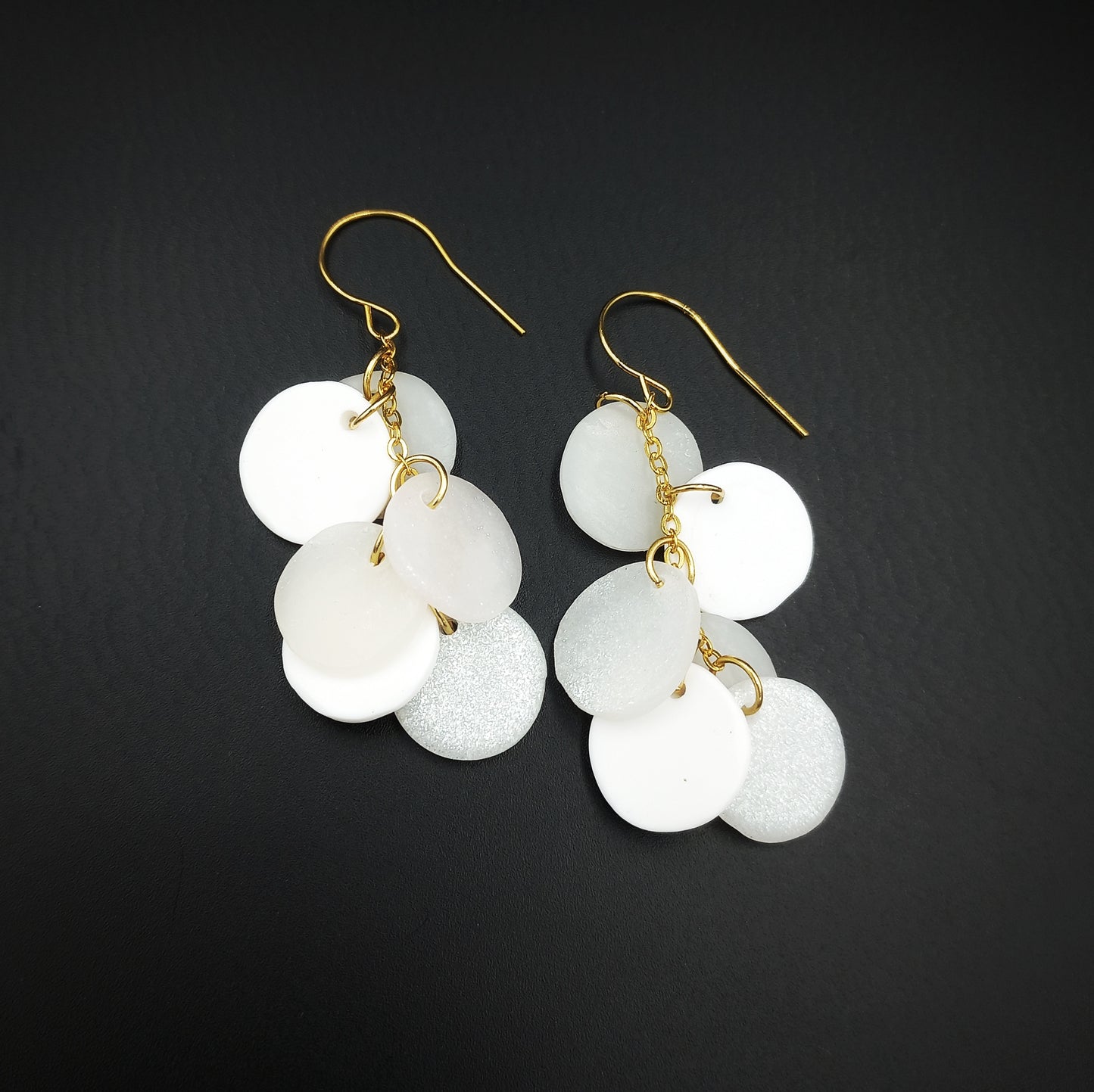 White Cluster Dangle